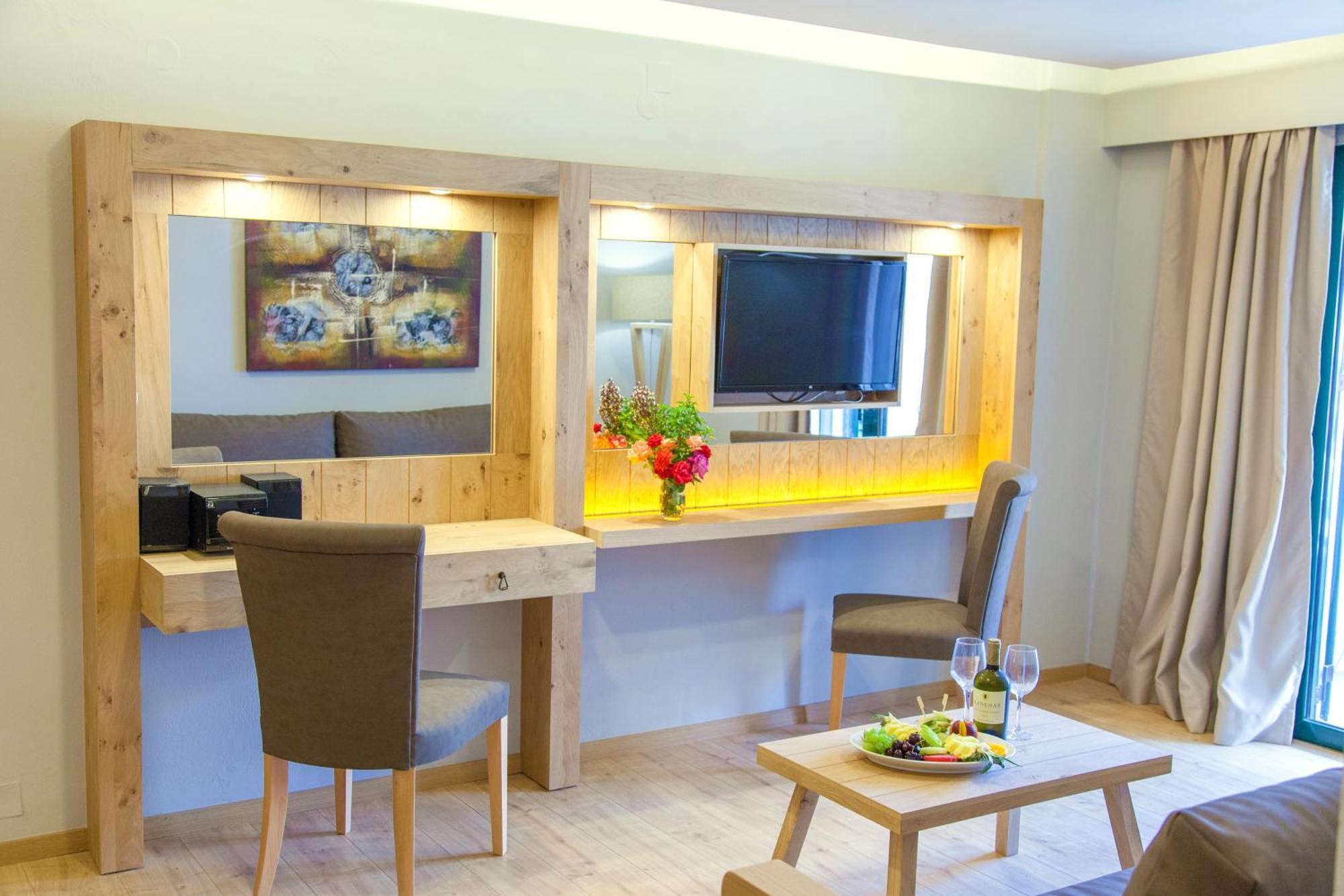 One Bedroom Suite,1273196782:JPEG
